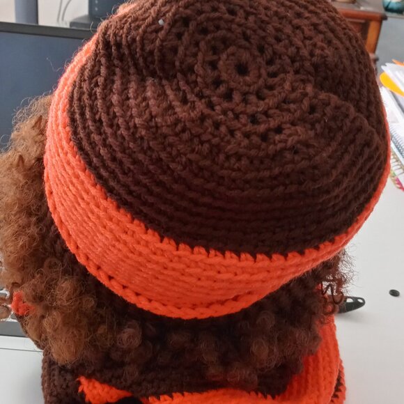 BENNIE & NECK SCARF SET - Picture 3 of 4